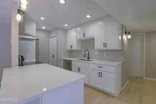 Photo #1: 6427778 Listing 