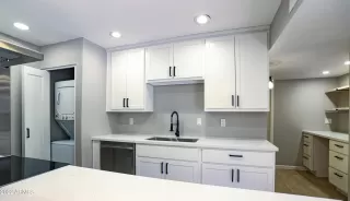 Photo #2: 6427778 Listing 