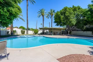 Photo #4: 6427844 Listing