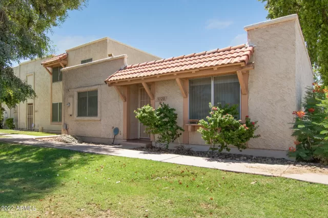 MLS: 6427931 Condo For Sale