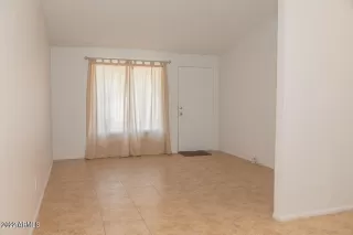 Photo #4: 6428216 Listing 