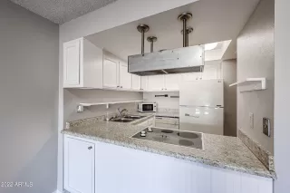 Photo #6: 6428275 Listing