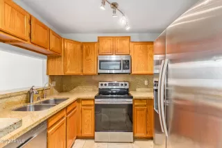 Photo #4: 6428297 Listing 
