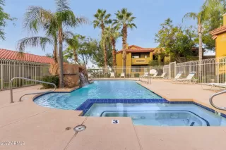 Photo #1: 6428342 Listing