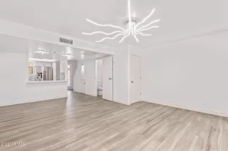 Photo #3: 6428410 Listing 