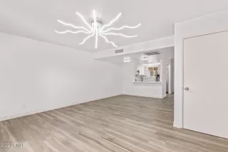 Photo #5: 6428410 Listing 