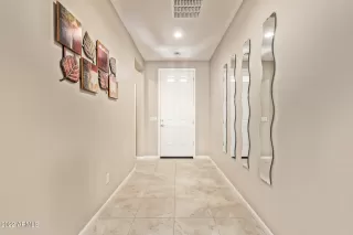 Photo #3: 6428513 Listing