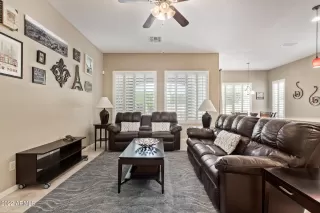 Photo #5: 6428513 Listing