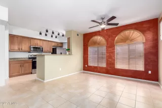 Photo #5: 6428558 Listing