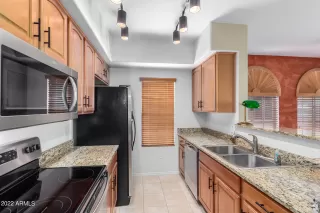 Photo #6: 6428558 Listing