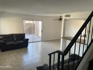 Photo #6: 6428567 Listing