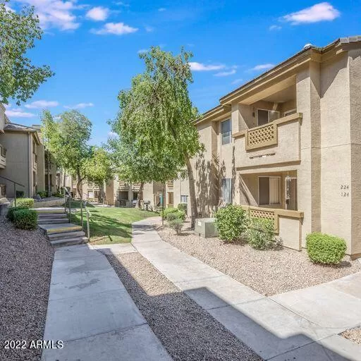 MLS: 6428582 Condo For Sale