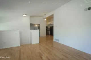 Photo #5: 6428626 Listing 