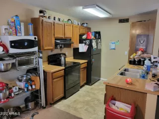 Photo #3: 6428780 Listing