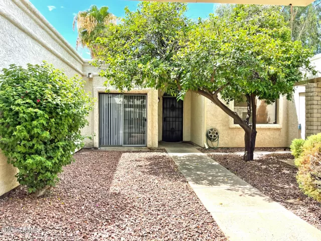 MLS: 6428809 Condo For Sale