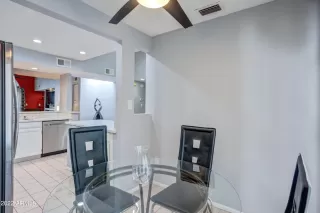 Photo #4: 6428809 Listing