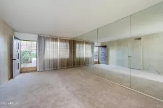 Photo #1: 6428897 Listing