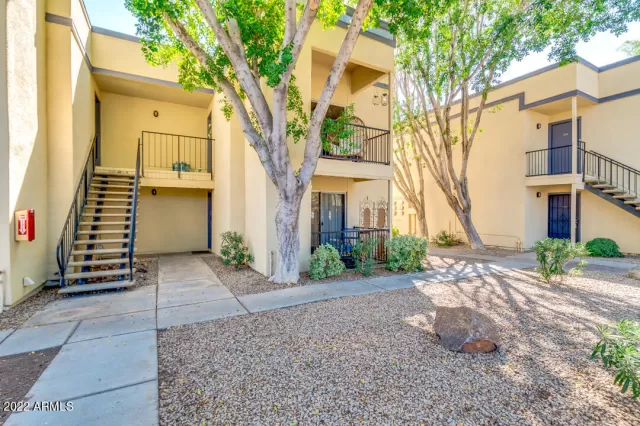 MLS: 6429159 Condo For Sale