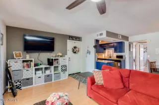 Photo #4: 6429159 Listing