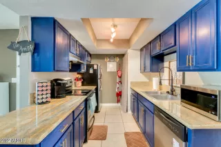 Photo #6: 6429159 Listing