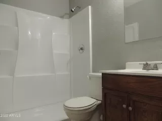 Photo #3: 6429172 Listing