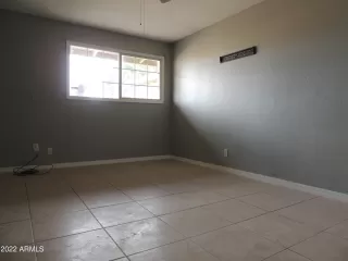 Photo #5: 6429172 Listing