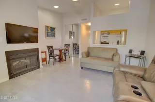 Photo #3: 6429301 Listing