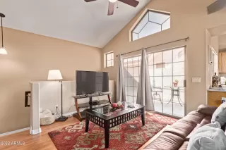 Photo #2: 6429390 Listing