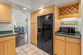 Photo #6: 6429469 Listing