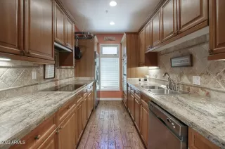 Photo #6: 6429542 Listing