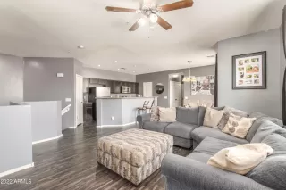 Photo #5: 6429545 Listing