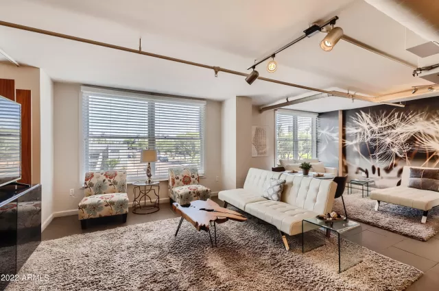 MLS: 6429566 Condo For Sale