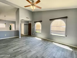 Photo #2: 6429602 Listing