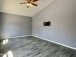 Photo #3: 6429602 Listing