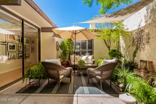 Photo #3: 6429800 Listing