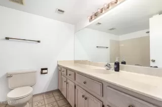 Photo #6: 6429808 Listing