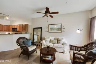 Photo #2: 6429822 Listing