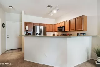 Photo #6: 6429822 Listing