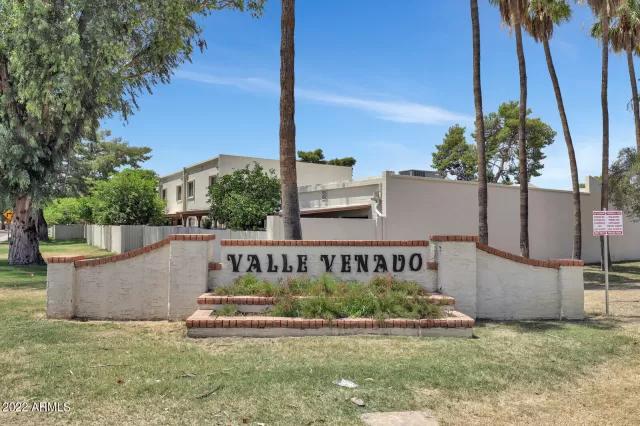 MLS: 6429832 Condo For Sale