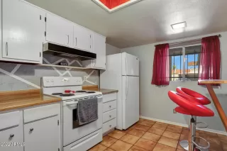 Photo #2: 6429832 Listing 