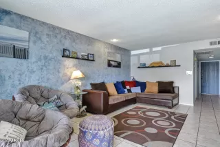 Photo #5: 6429832 Listing 