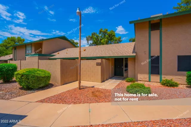 MLS: 6429847 Condo For Sale