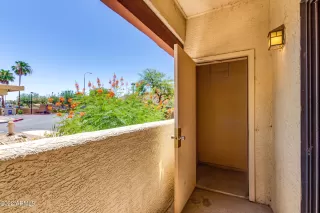 Photo #4: 6429912 Listing