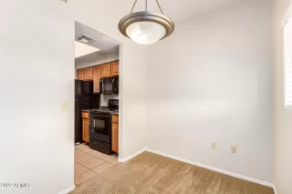 Photo #5: 6429912 Listing