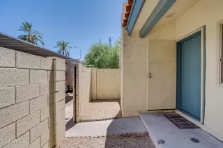 Photo #4: 6429981 Listing