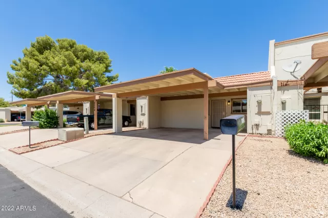 MLS: 6430039 Condo For Sale