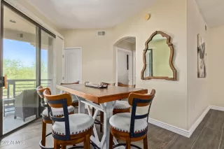 Photo #6: 6430115 Listing