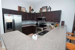 Photo #4: 6430176 Listing