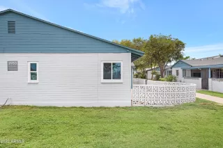 Photo #4: 6430299 Listing