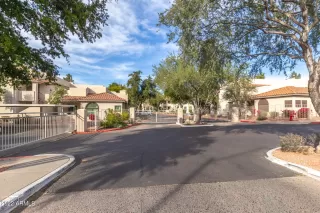 Photo #2: 6430837 Listing 